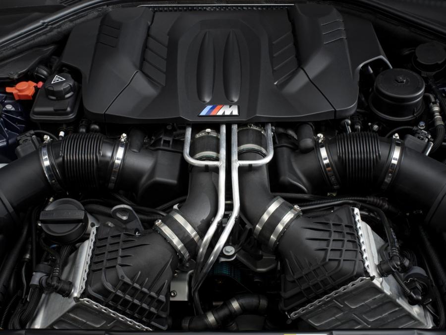 BMW M6 Convertible 2012 года  (фото 19 из 87)